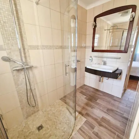Villa Naomi Piscine Chauffee A 100 M De La Olmeto (Corsica)