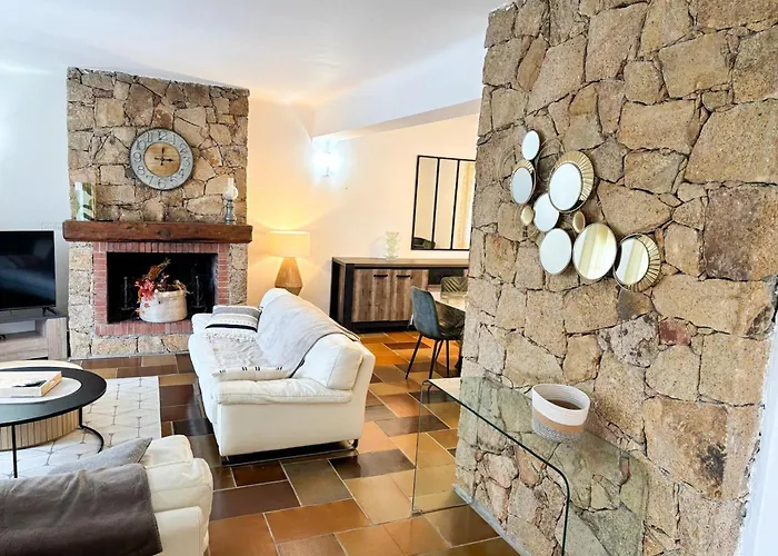 Naomi Piscine A 100 M De La Willa Olmeto (Corsica)