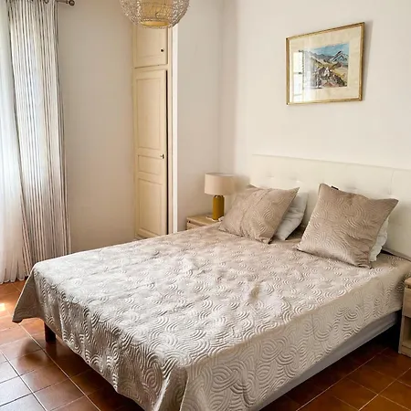 Vila Naomi Piscine A 100 M De La