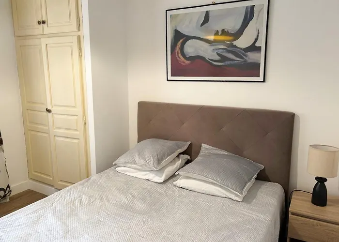 Naomi Piscine A 100 M De La * Olmeto (Corsica)